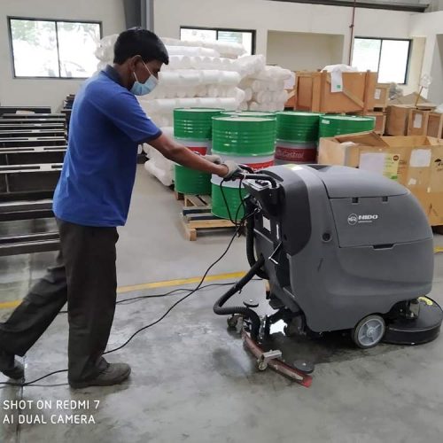 scrubber dryer for floor cleaning