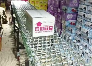 Flexible Skate Wheel Conveyor With Side Guide Rollers